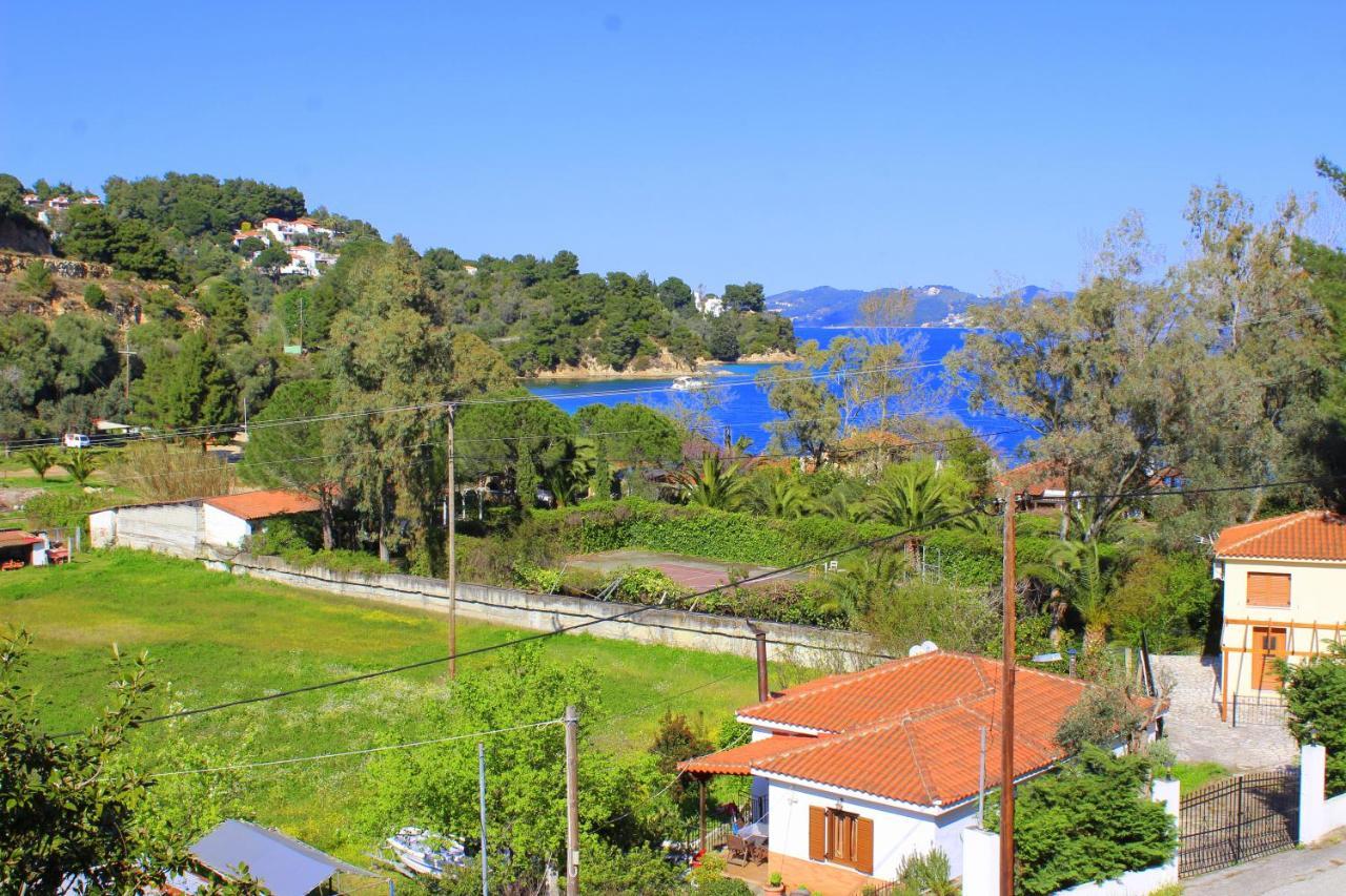 Tzaneria Apartments Skiathos Канапитса Экстерьер фото